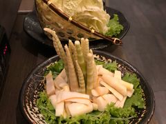 -湊湊火锅·茶憩(打浦桥日月光店)