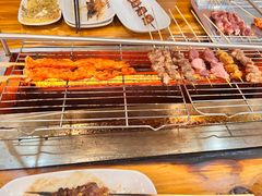 -哈尔滨小酒馆·鲜肉现穿自助烧烤(康新花园店)