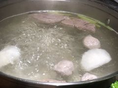 特色锅底-牛焱·贵州黄牛肉火锅(城西银泰店)