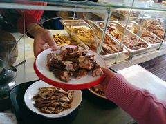 -老鼎万春卤菜(五代传承创始老店)