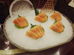 -国惠大酒楼(爱琴海购物公园店)