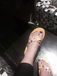 -悦指间美甲美睫