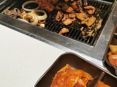 -鑫海汇自助烧烤(凯德广场学府店)