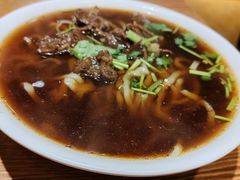 -清真吴记门钉肉饼·喜多利