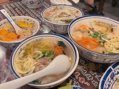 -长人馄饨铺(解放街店)