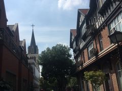 -钟书阁(松江泰晤士小镇店)