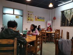 大堂-醋缘臭屁醋养生火锅