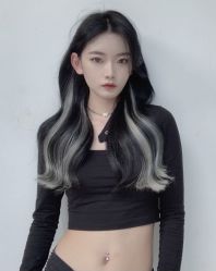 -变画·发型STUDIO