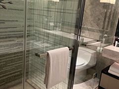 -上海宝华万豪酒店