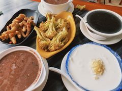 手磨芝麻糊-黄师奶甜品店