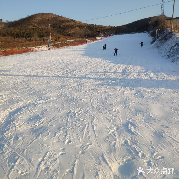 秦皇古道滑雪场图片