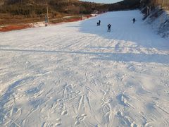 -秦皇古道滑雪场