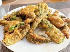 -微山岛春天里酒家