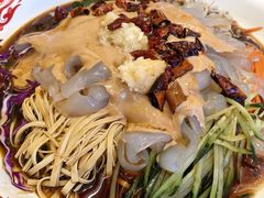 -闯关东东北农家菜(崂山石老人店)