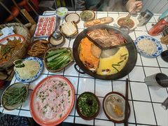 -巴卤社老火锅(财富店)