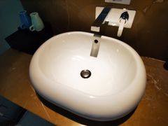 -天港漫非酒店(宁波火车站联丰地铁站店)