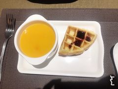 -戈尔登酒店·满堂彩咖啡厅