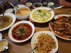 -严记小天府酸菜鱼(西四路店)