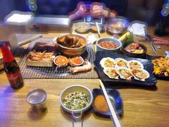 -鑫釜山海鲜烧烤(鑫丰国际店)