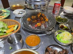 -釜山火炉·海鲜烤肉(紫藤路店)