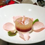 这次朋友定了位置，特意避开饭点