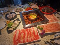 -二荆条·蜀鲜汇城市森林火锅