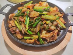 -侬佳蒸菜馆(听潮店)