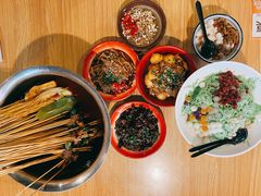 -拐枣巷小串串(财大店)