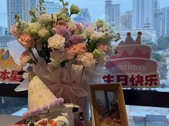 -海底捞火锅(地王新天地店)