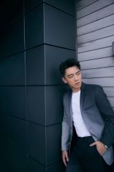 -变画·发型STUDIO