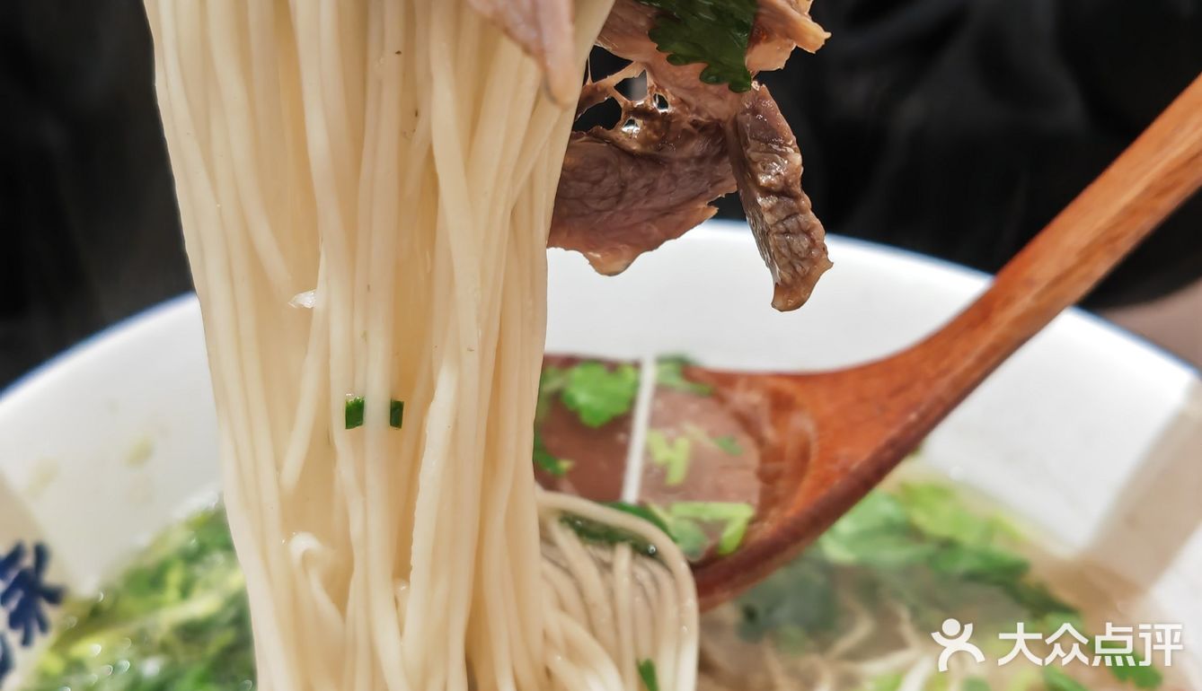 晚上吃点啥？走吃面去！