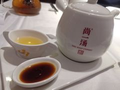 爵士雪莲炖木瓜-尚一汤 广东炖汤(金桥国际店)