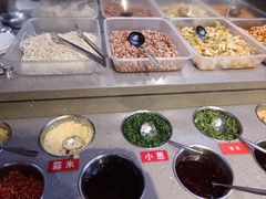 -佰人王串串香火锅(洋珠巷店)