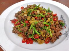 -湖南人家湘菜馆(镇江路店)