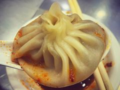 灌汤包-西安贾三灌汤包·回坊小吃·清真炒菜(北院门总店)