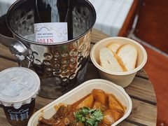 -CowCow其其·牛杂咖啡公司(六运店)