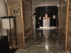 -新盈光·云会所(百丈东路店)