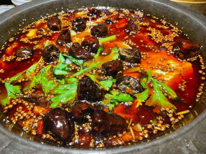 椒伍佬豆花鱼火锅(南稍门店)