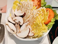 -黄记煌三汁焖锅(新佳丽江汉路店)