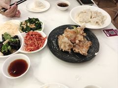 -东方饺子王(新奥购物中心店)
