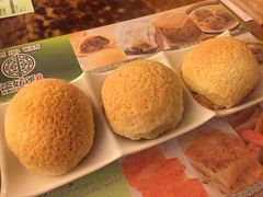酥皮焗叉烧包-添好运点心专门店(深水埗店)
