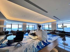 -秀·吧 Show Bar(兰州盛达希尔顿酒店)