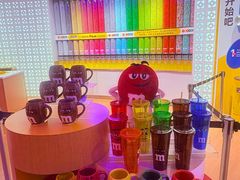 -m豆巧克力世界(上海世茂广场店)