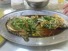 -辉记虾塘海鲜农庄