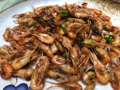 -侬佳蒸菜馆(听潮店)