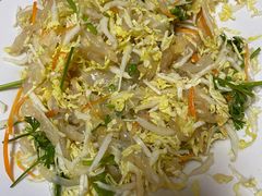 凉拌海蜇-宾朋海鲜美食餐厅·特色美食(兴海路店)