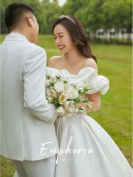 -雪中彩影婚纱摄影·微光艺术中心