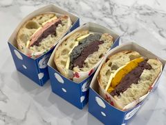 -沁屋面包店(人民东路店)
