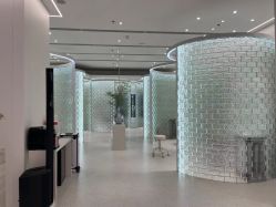-Meng Lang 梦郎白金店