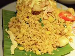 -大头虾越式风味餐厅(光明广场店)